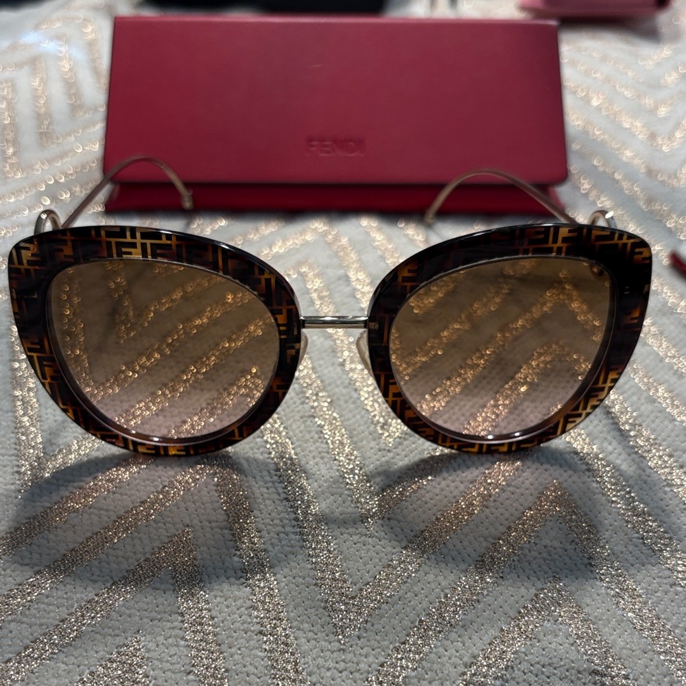 Fendi Women's Brown Patterned Sunglasses